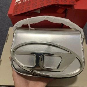 Diesel 1DR Shoulder Bag in Nappa Leather Sliver
